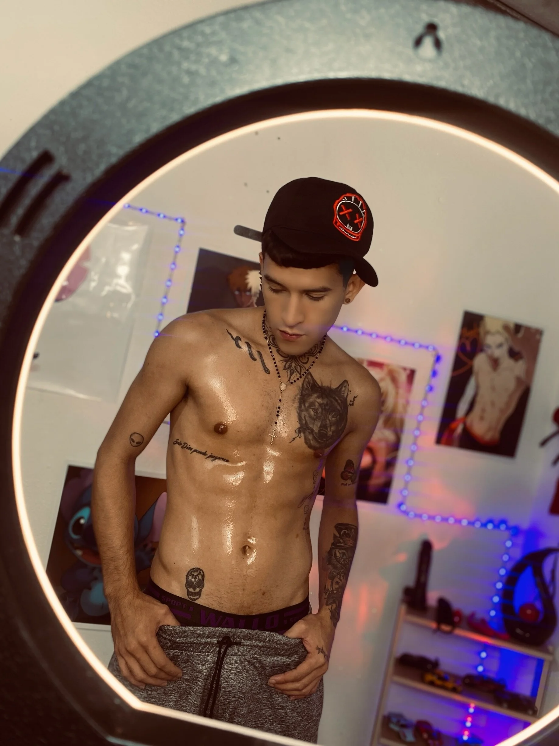 XXX Porn Photo of Nude abrahaham_linares 18