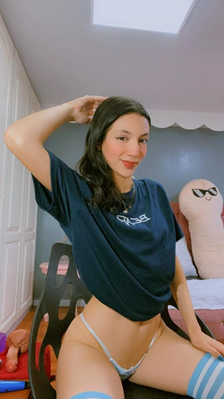 XXX Porn Photo of Nude Iris_Stone_ 29