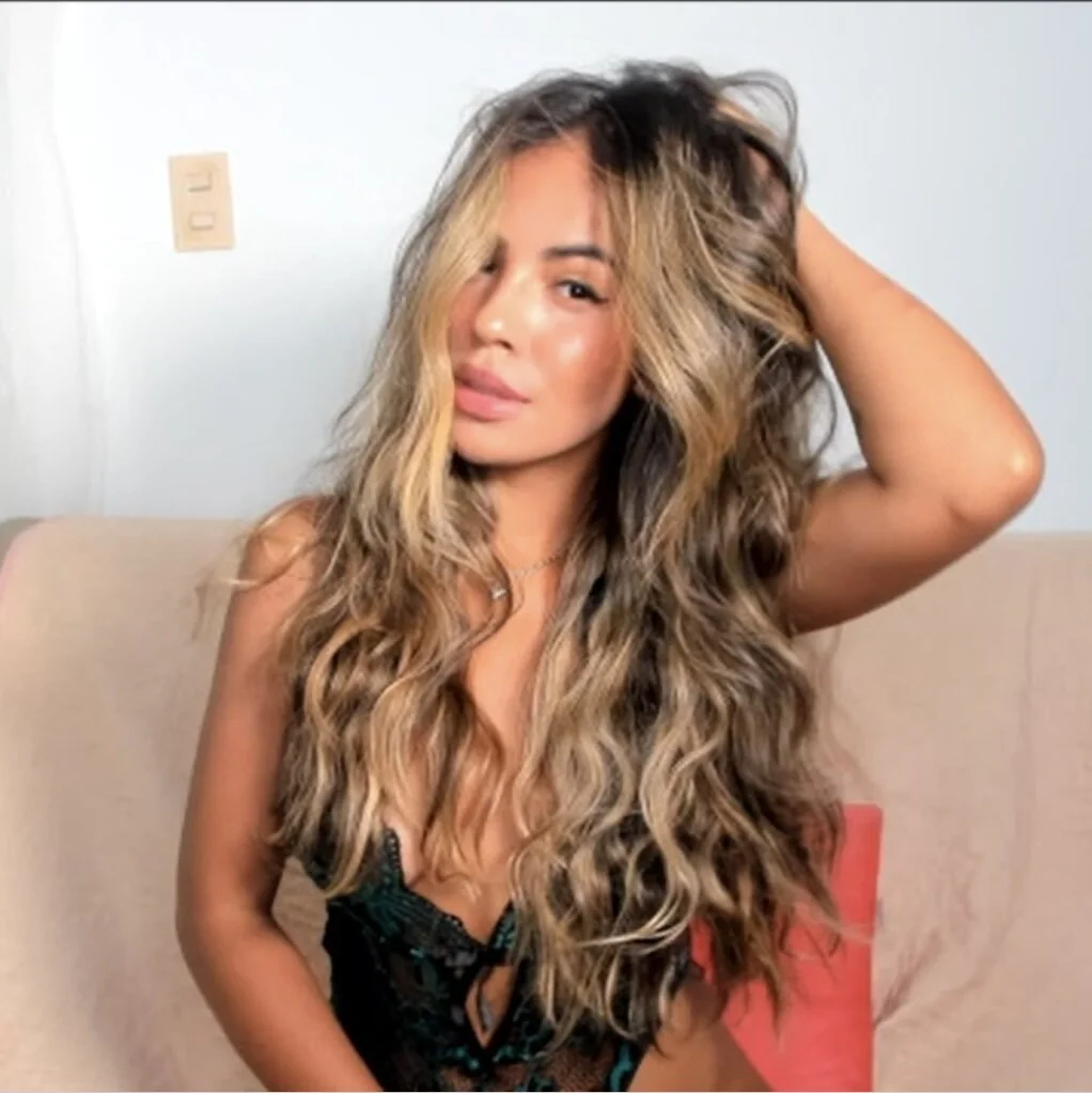 XXX Porn Photo of Nude camille-rose 5