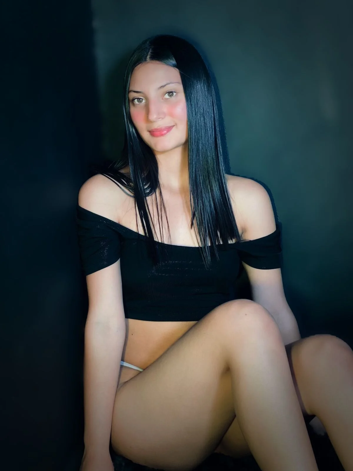 XXX Porn Photo of Nude _Luna_Bennett 21