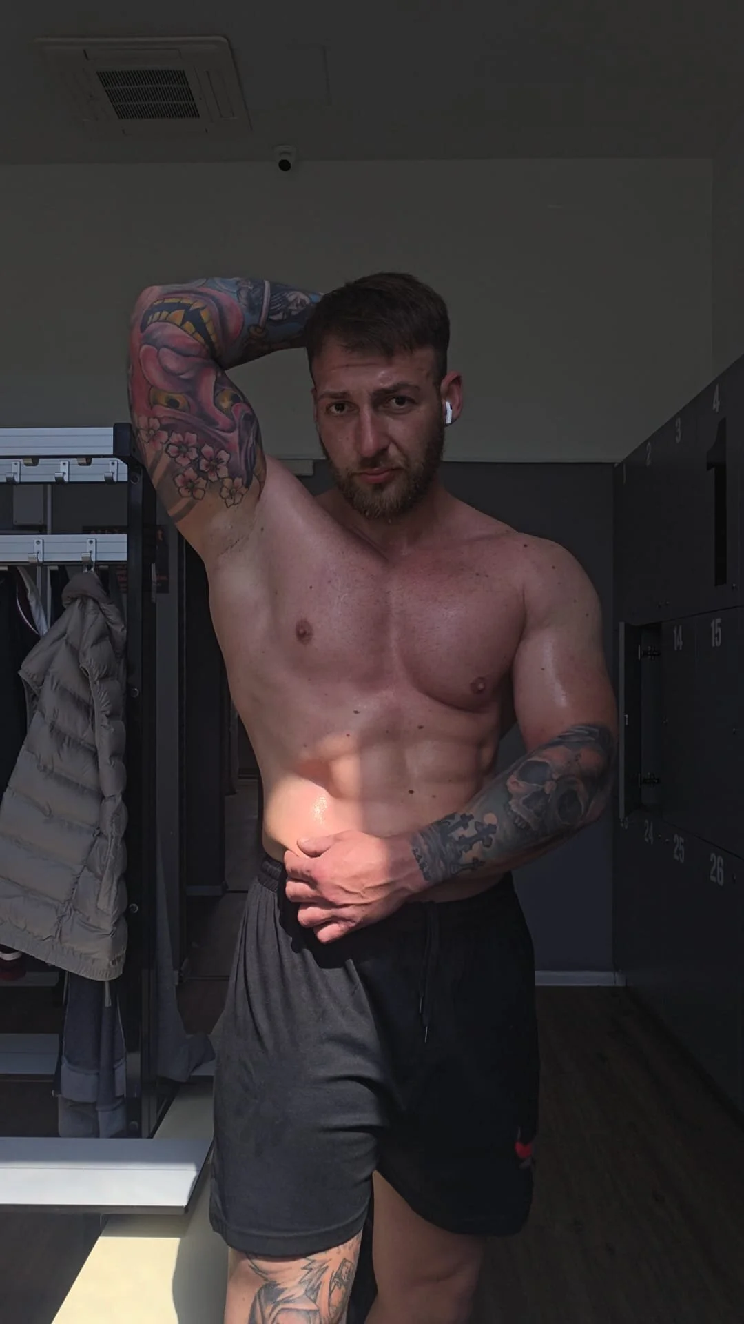 XXX Porn Photo of Nude TitanInkReal 10