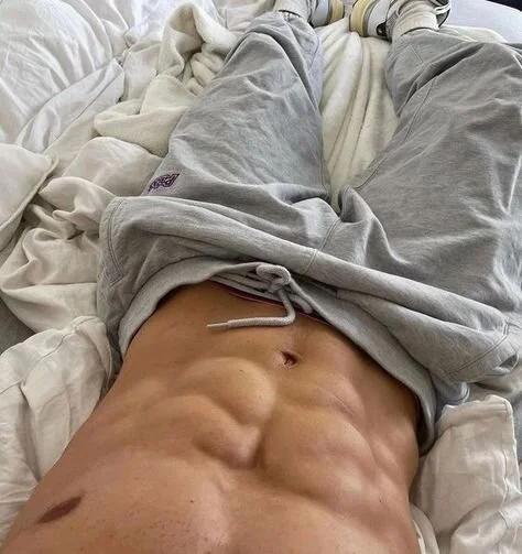 XXX Porn Photo of Nude TikiCaaN 3