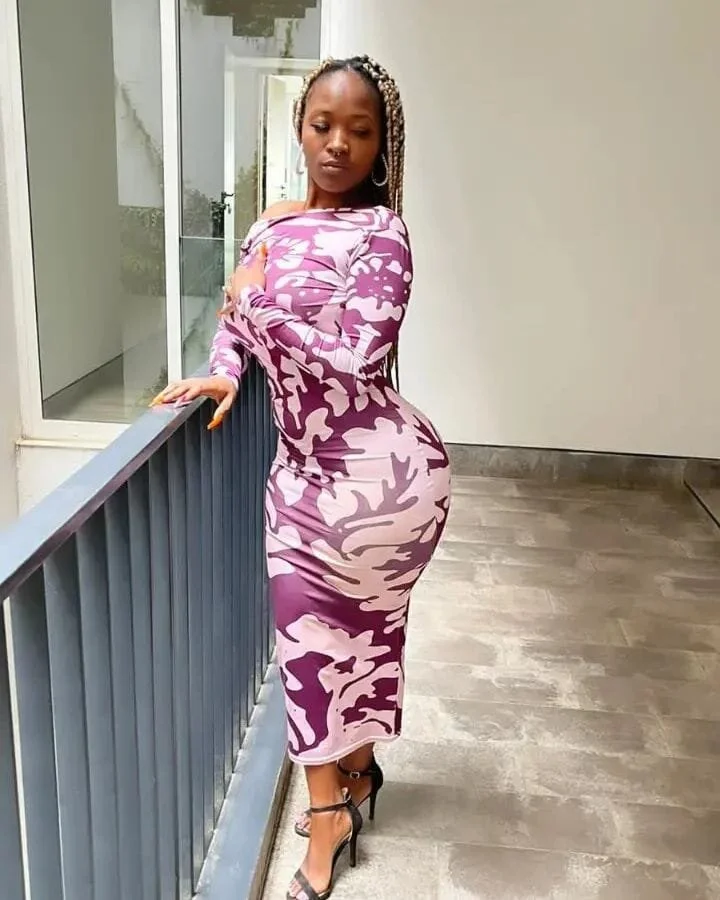 XXX Porn Photo of Nude HoneyVelour 10