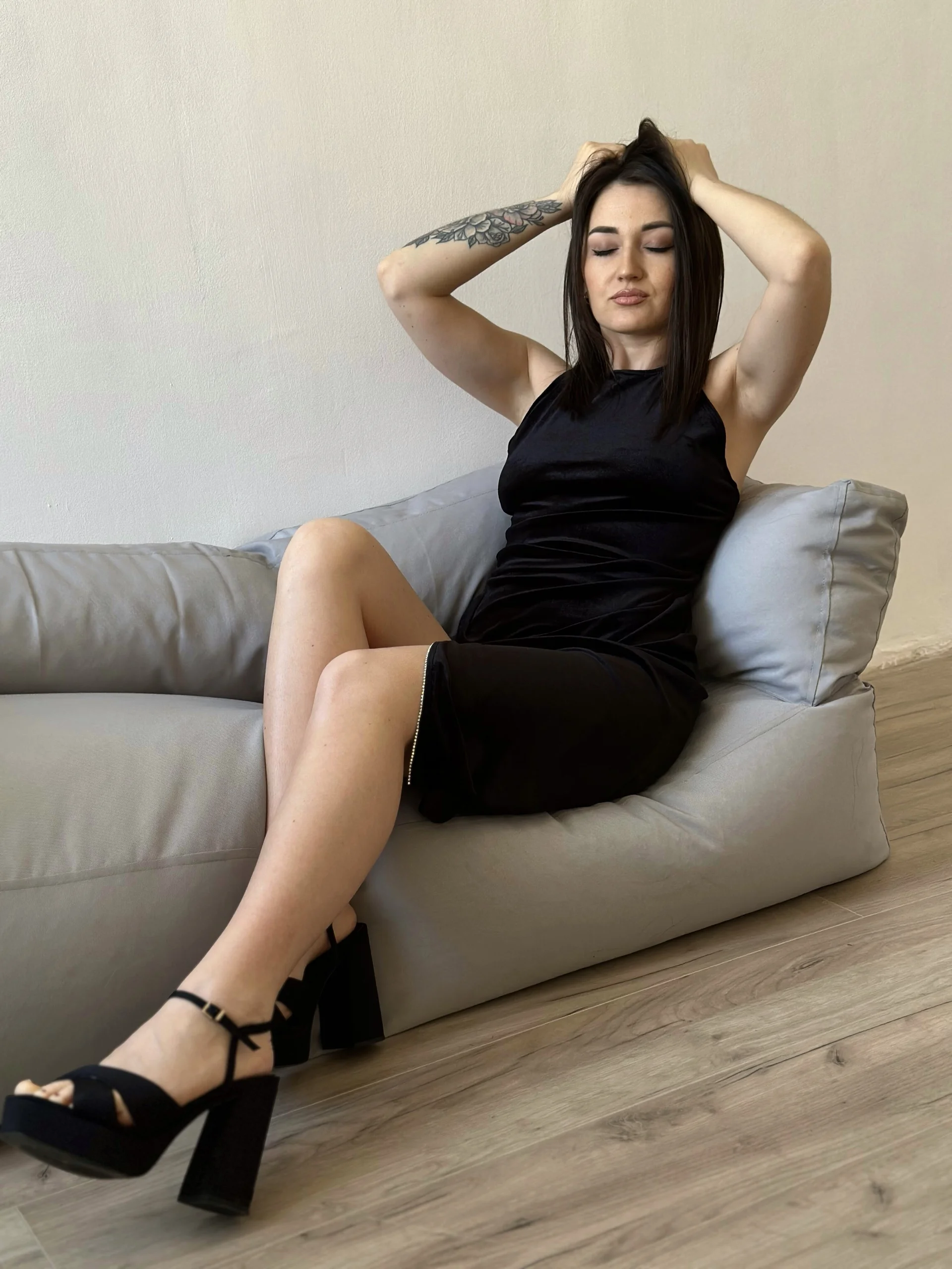 XXX Porn Photo of Nude RoseViki 22