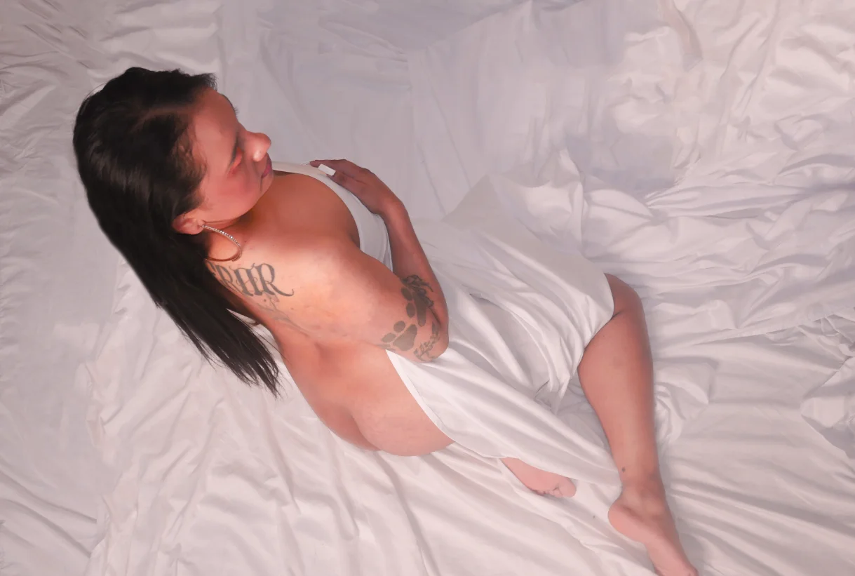 XXX Porn Photo of Nude meganjobss 12
