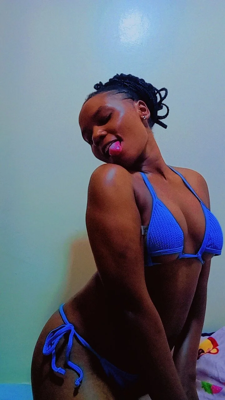 XXX Porn Photo of Nude tinydesire 1