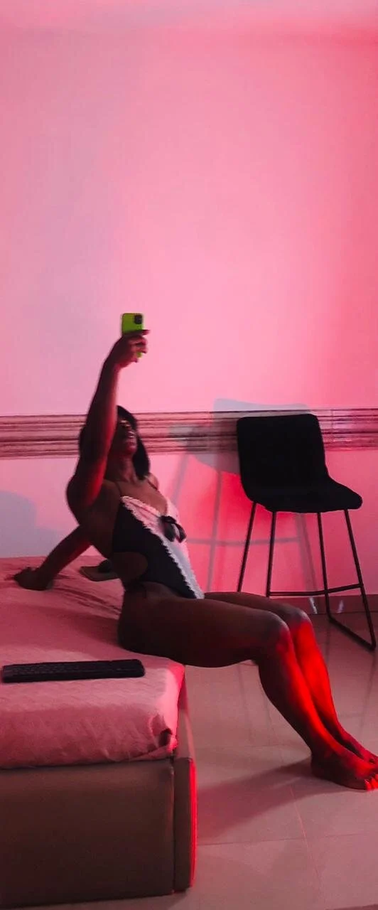 XXX Porn Photo of Nude Elis_Cioccolato 3