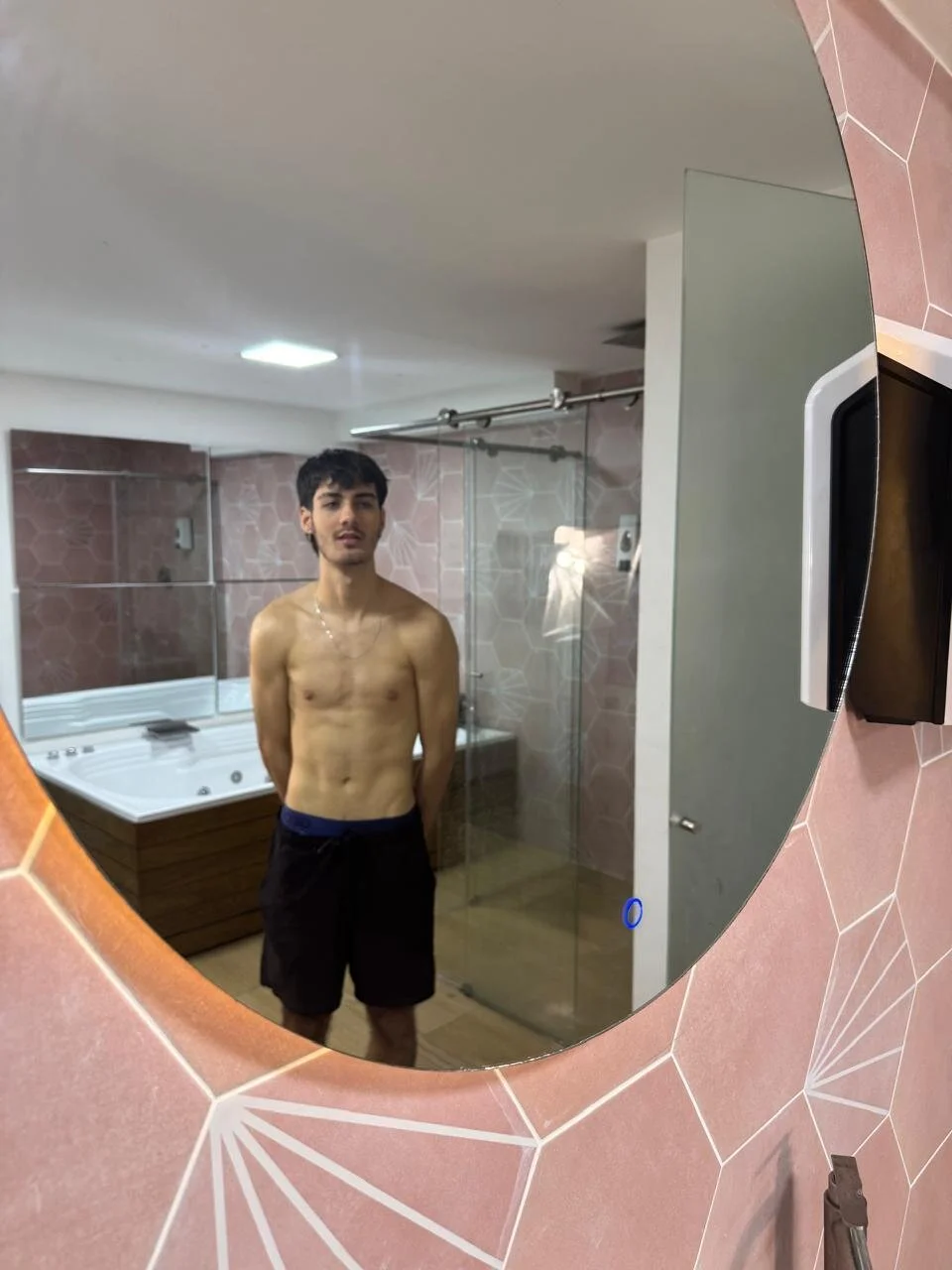XXX Porn Photo of Nude Liam_Crown 27