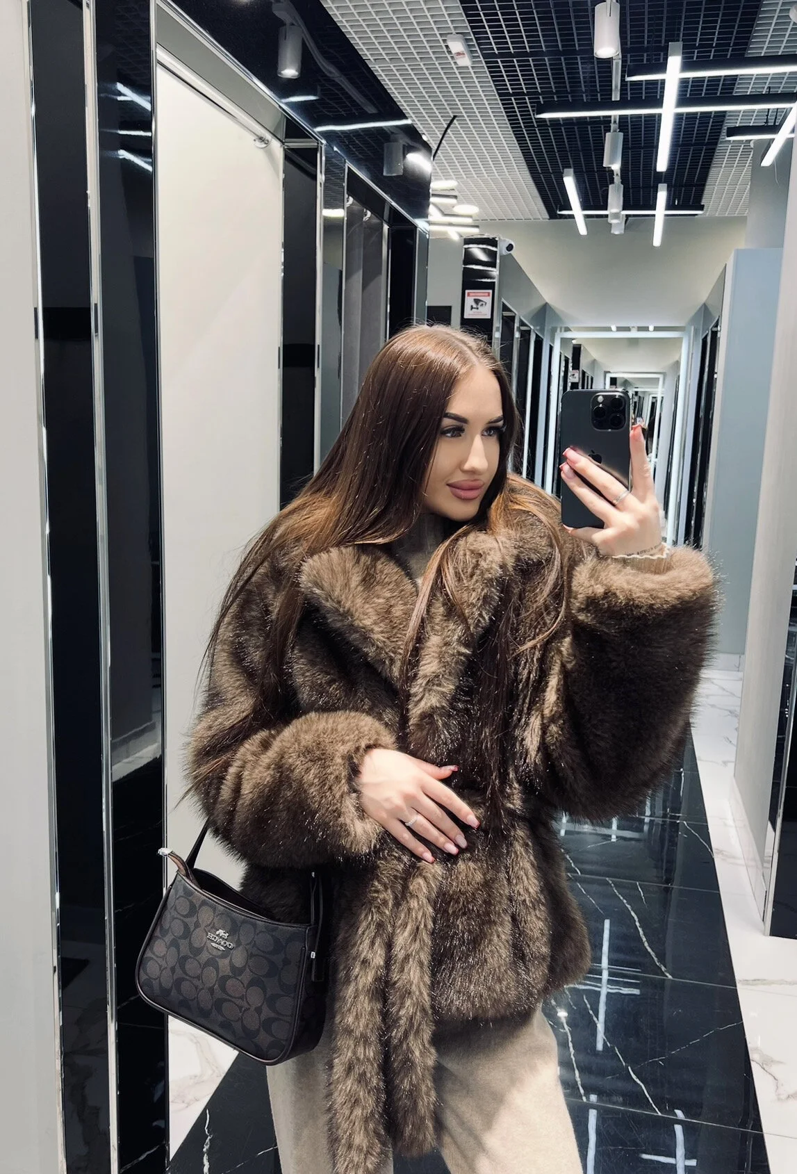XXX Porn Photo of Nude Luna_Olsen 101