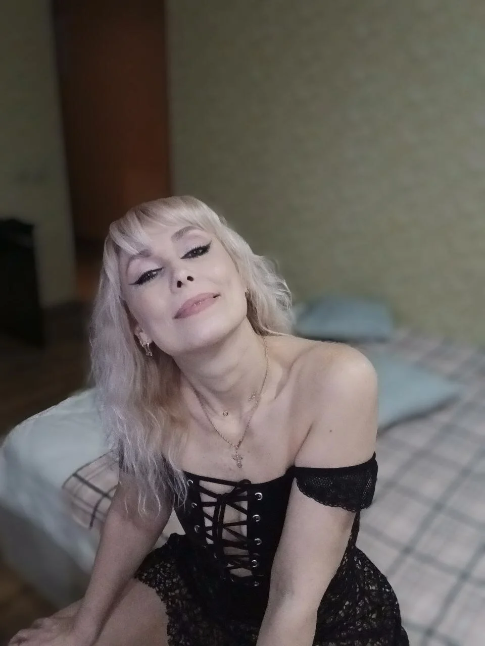 XXX Porn Photo of Nude LadyMargo888 131