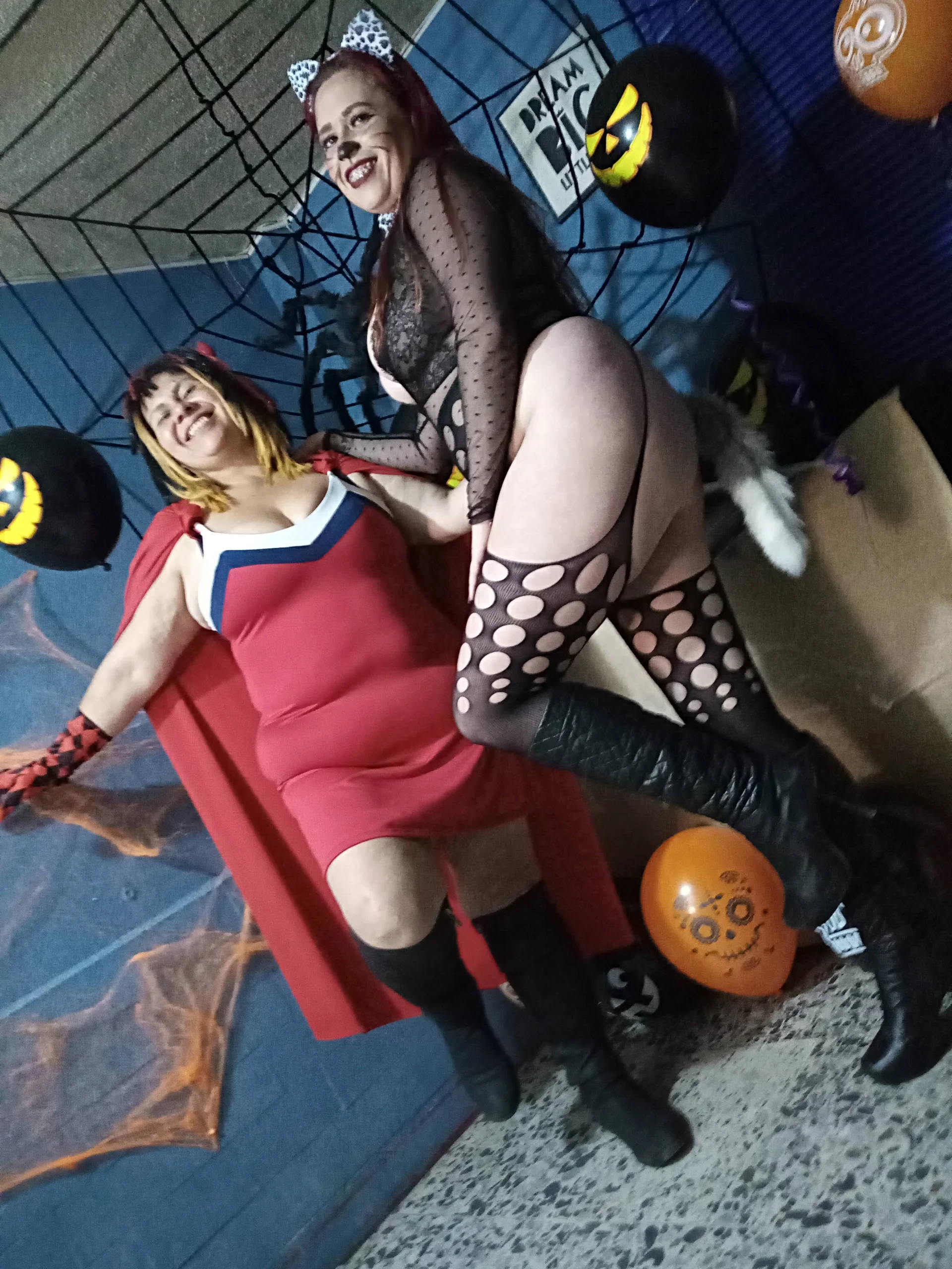 XXX Porn Photo of Nude lesb_milf 66