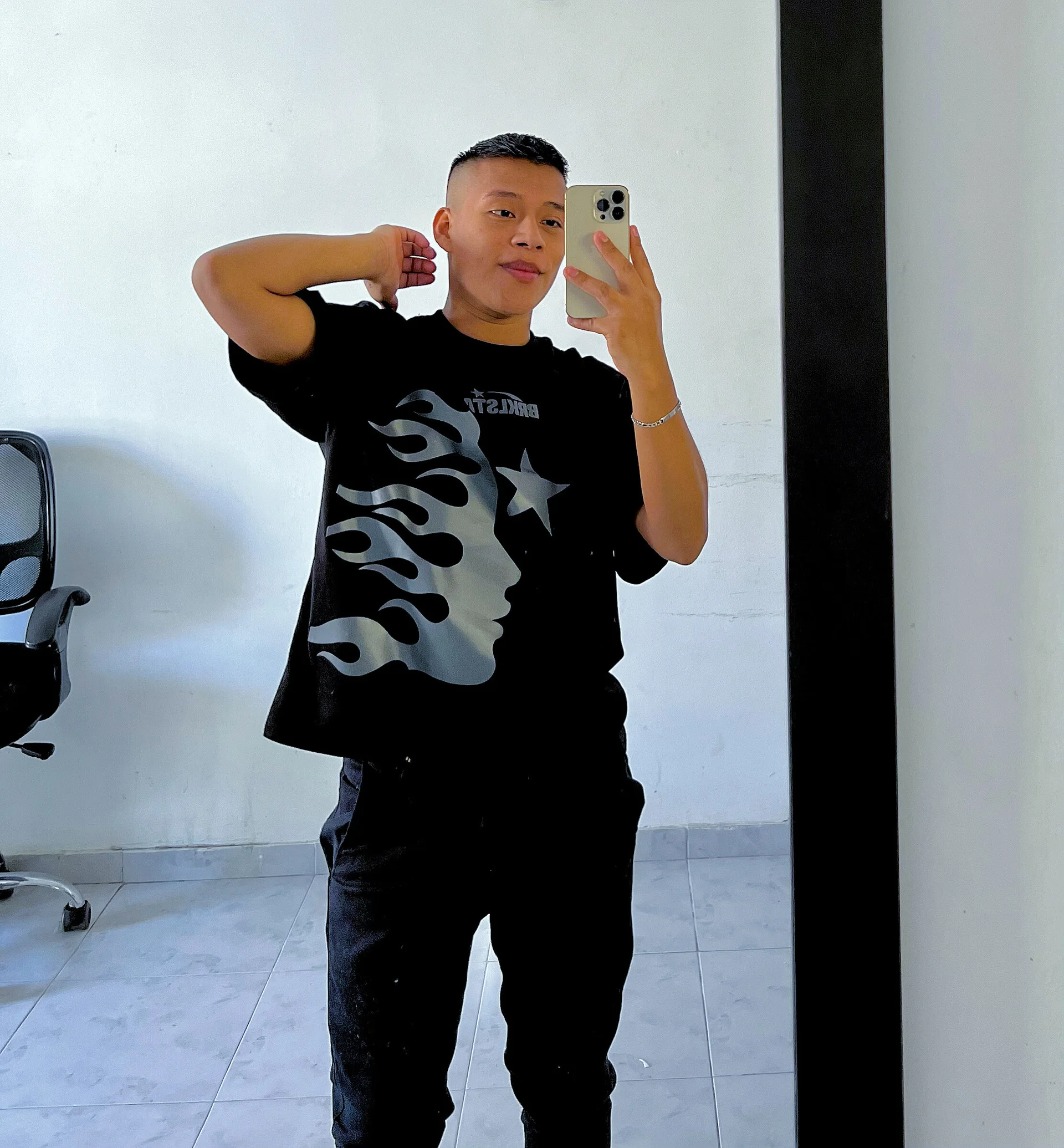 XXX Porn Photo of Nude Austin_Bitch 15