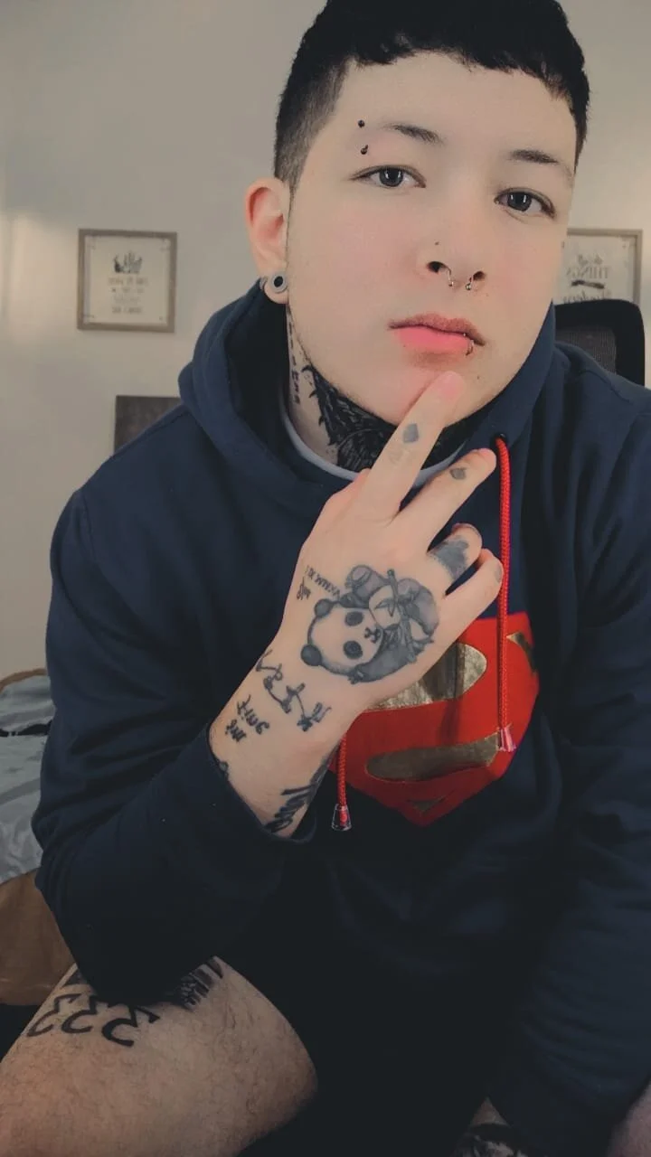 XXX Porn Photo of Nude princeFtm 3