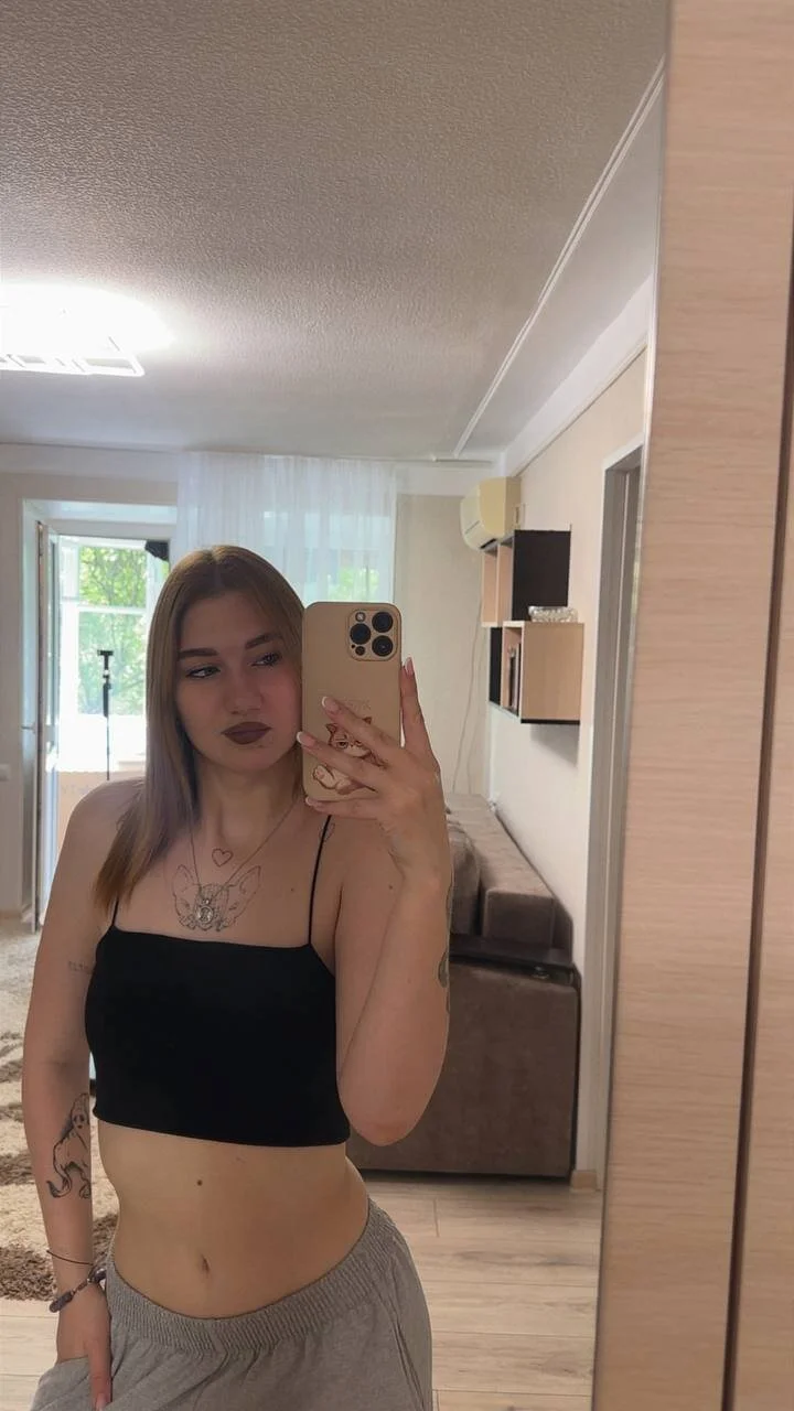 XXX Porn Photo of Nude Lina_kisses 1