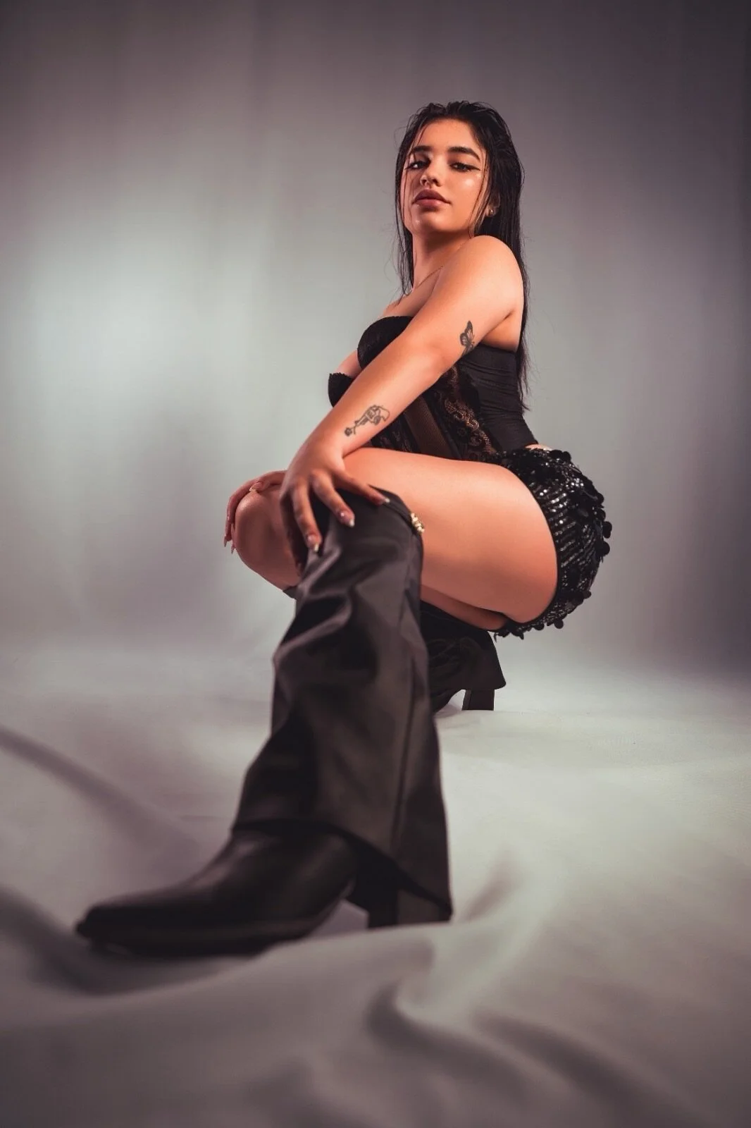 XXX Porn Photo of Nude PAULETEJOHNSON 104