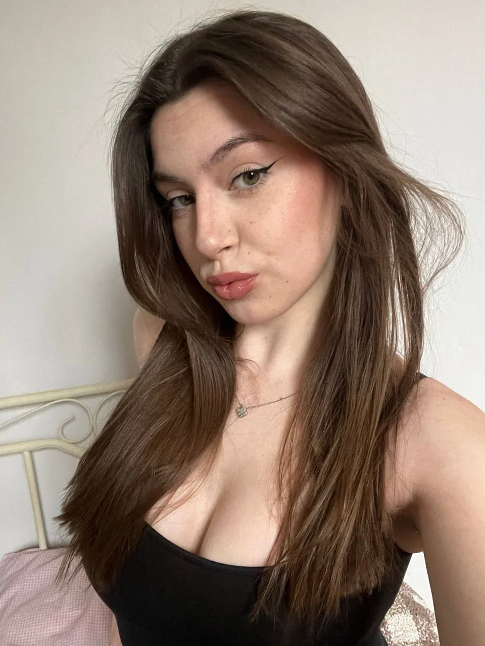 XXX Porn Photo of Nude amalialowell 3