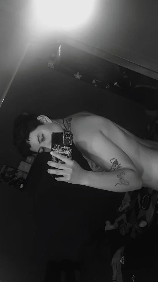 XXX Porn Photo of Nude Junne_Tomboy 5