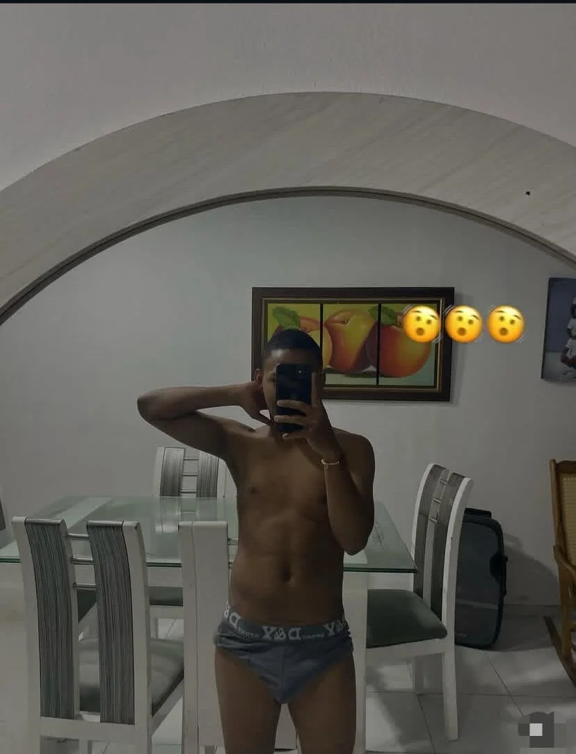 XXX Porn Photo of Nude ChocolaticoBoy 5