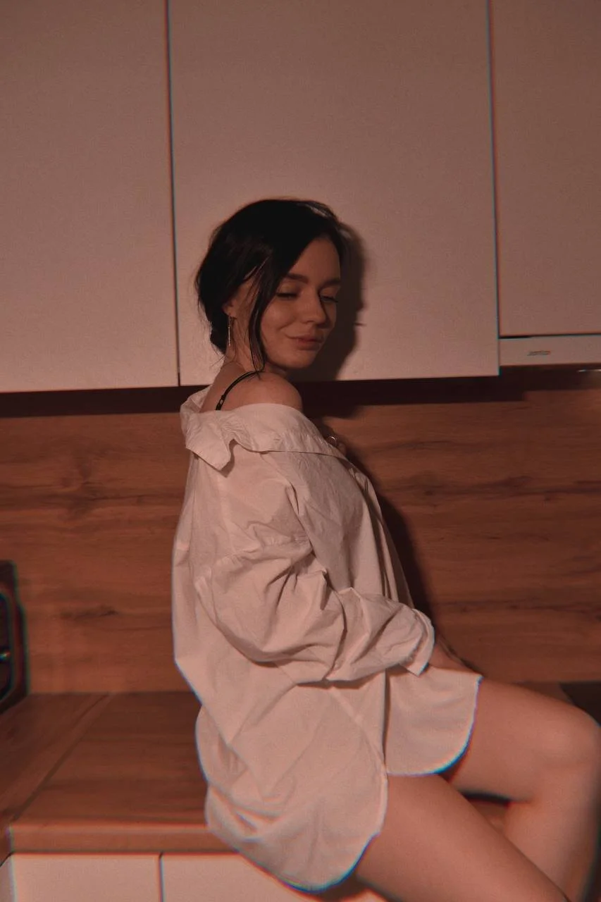 XXX Porn Photo of Nude Olivia__Li 4