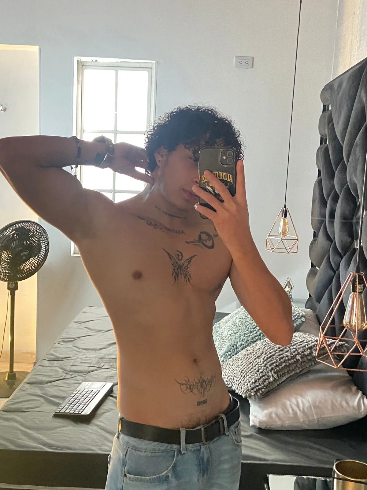 XXX Porn Photo of Nude JayTaylorr 97