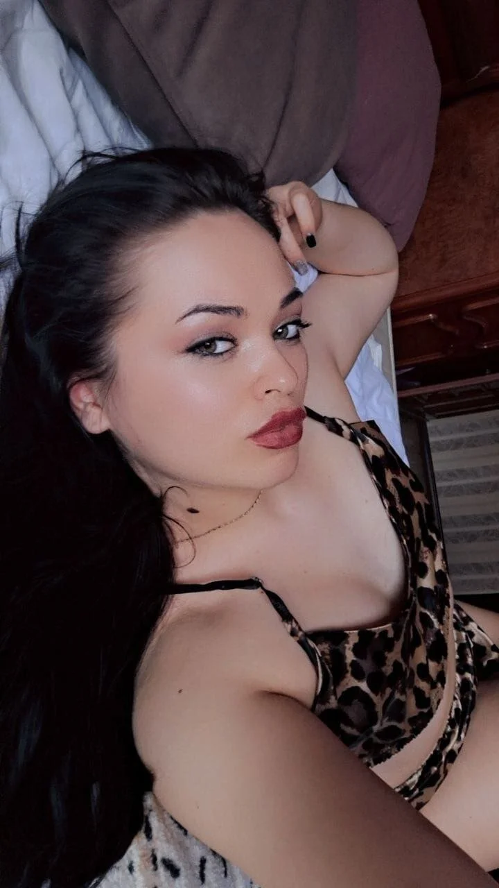 XXX Porn Photo of Nude Luxuriouss_s 11