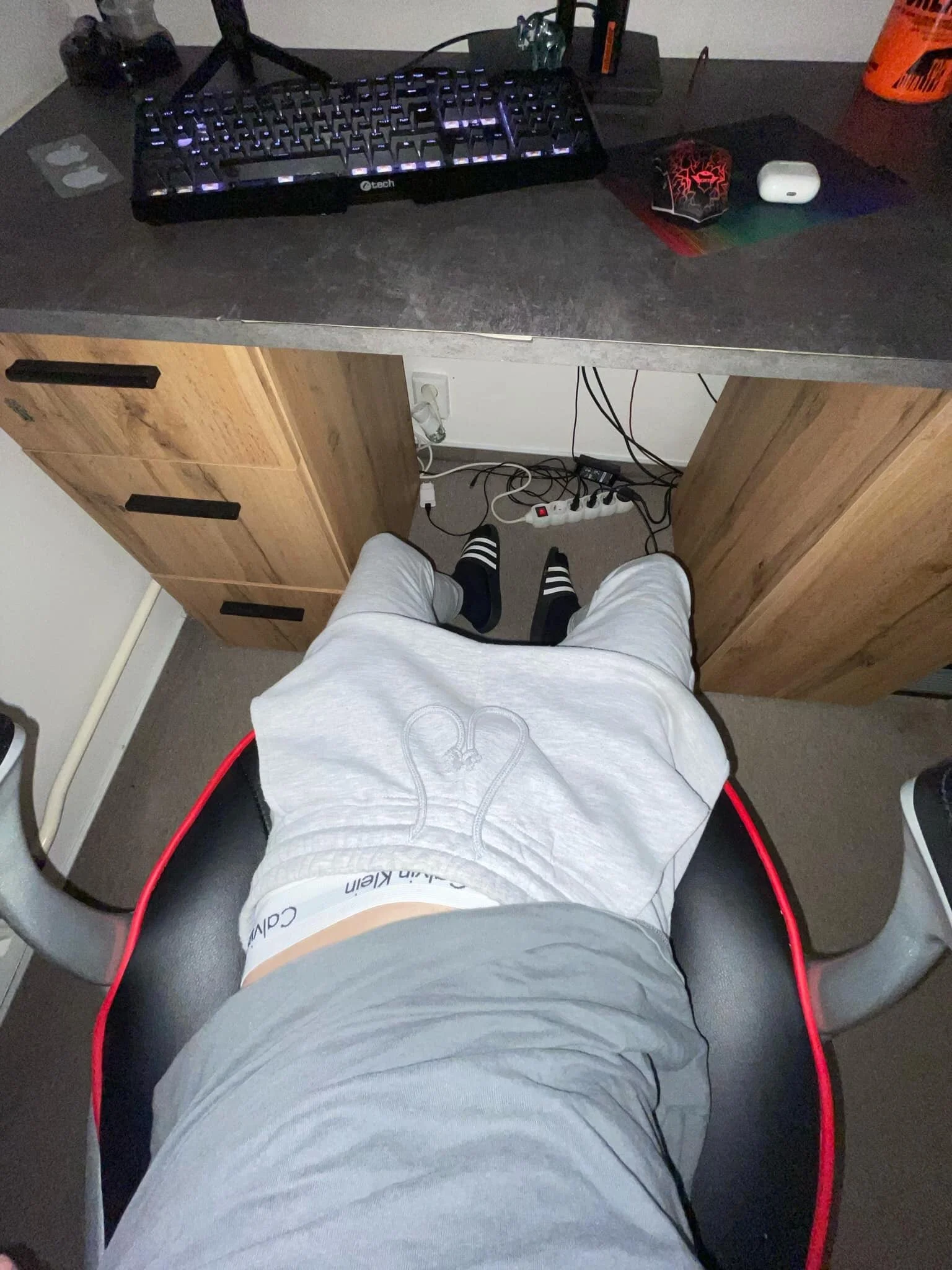 XXX Porn Photo of Nude Using_Crew 6
