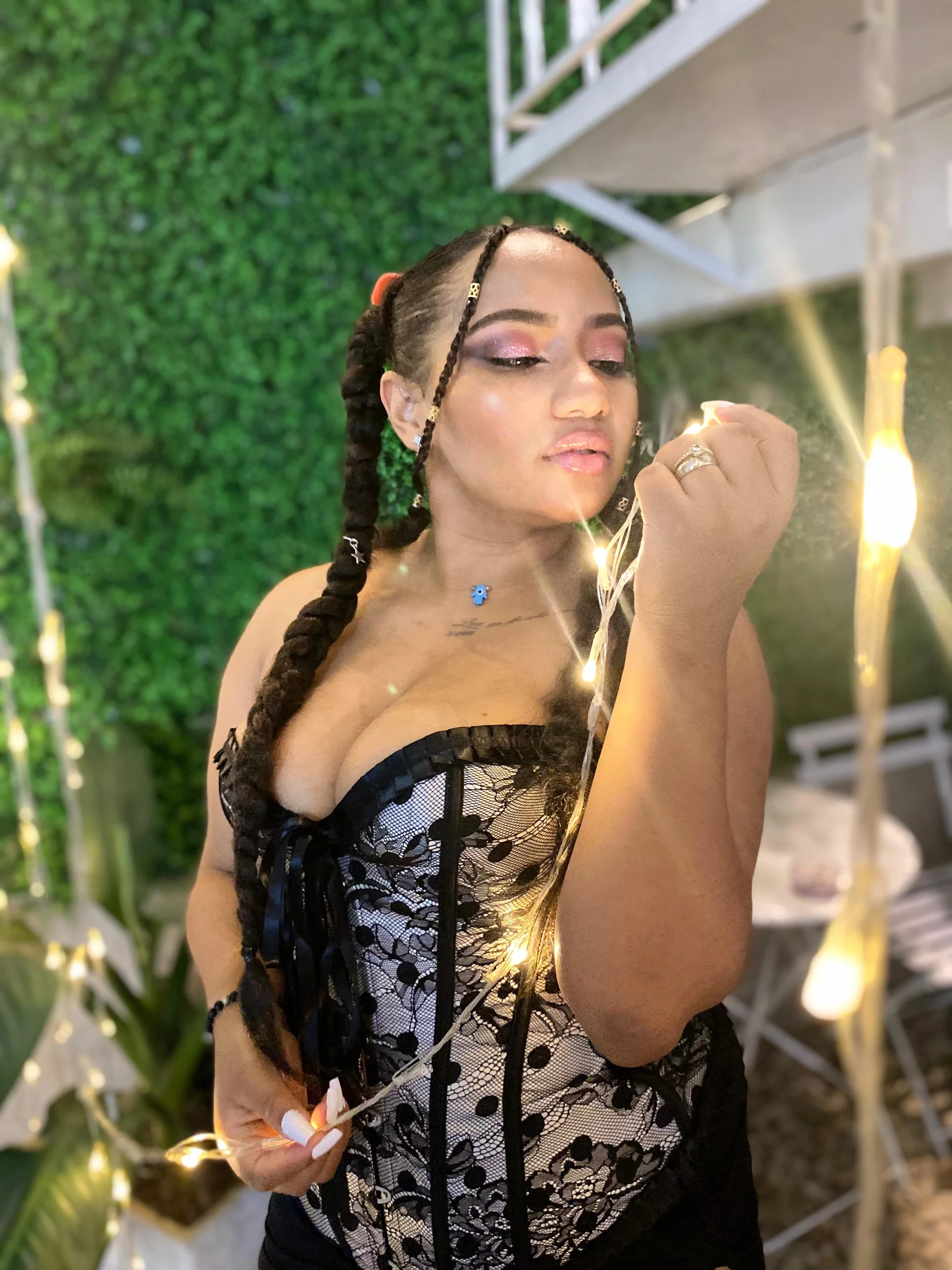 XXX Porn Photo of Nude Lawrenhils 34