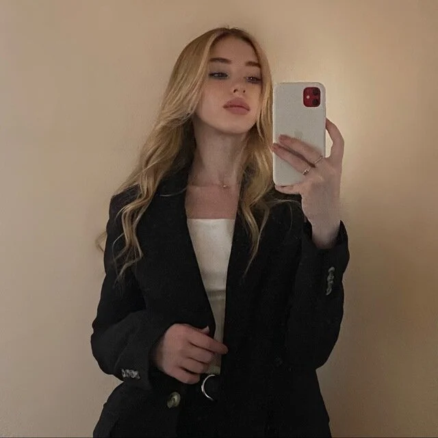 XXX Porn Photo of Nude LilyBIoom 5