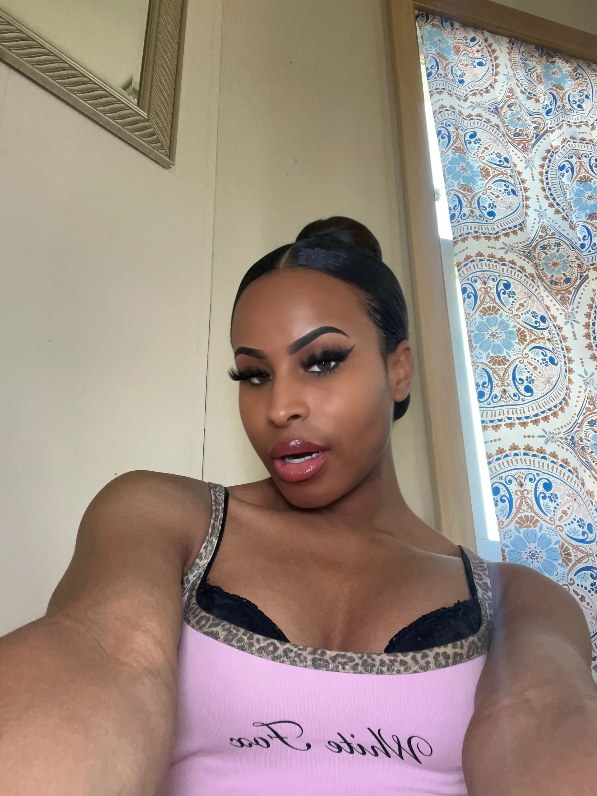 XXX Porn Photo of Nude barbieglitter 2