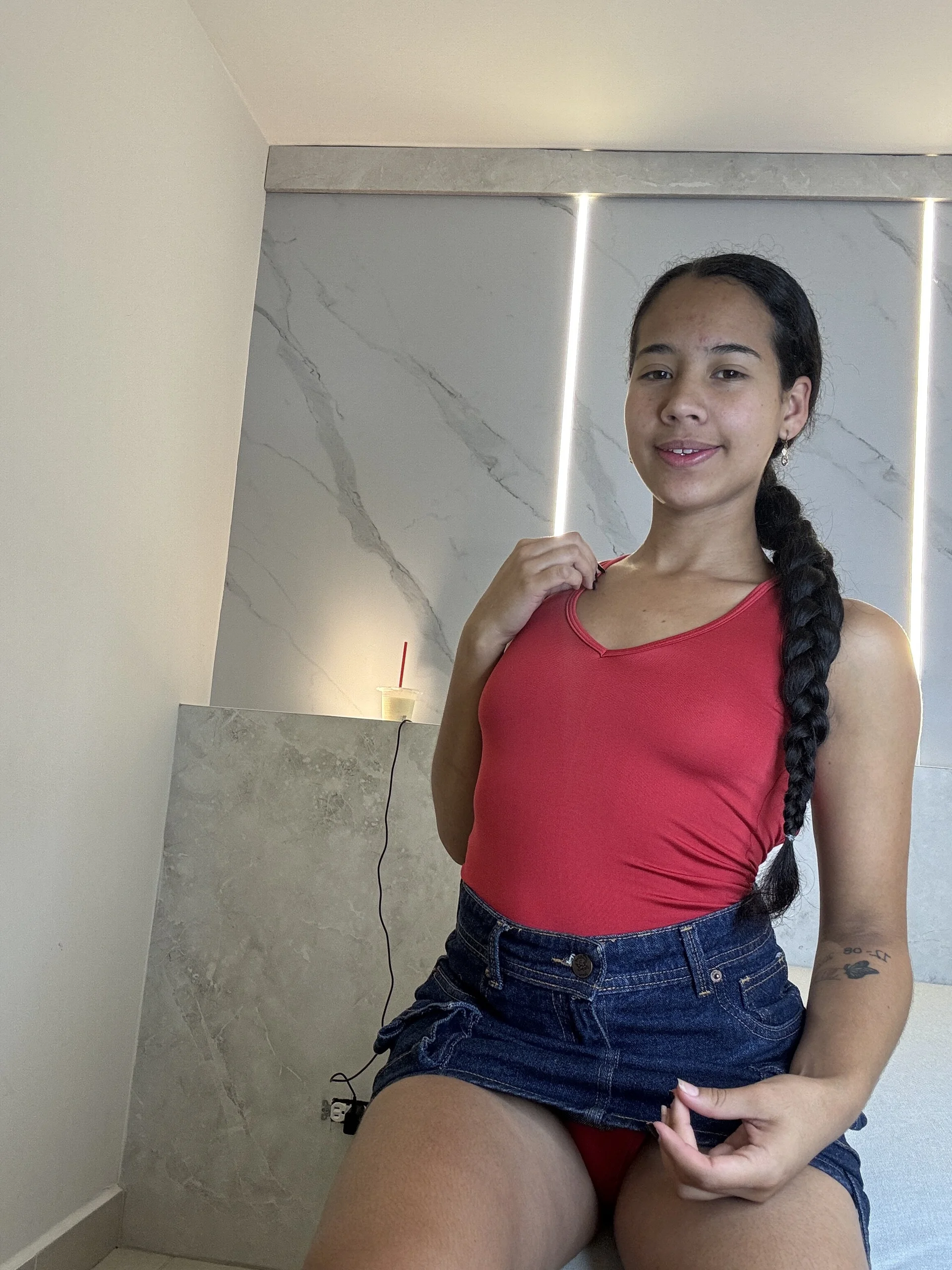 XXX Porn Photo of Nude alina_hart 1