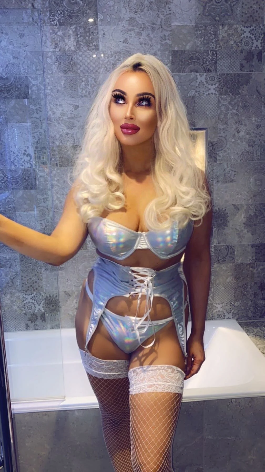 XXX Porn Photo of Nude BlondieBarbieBabe 12