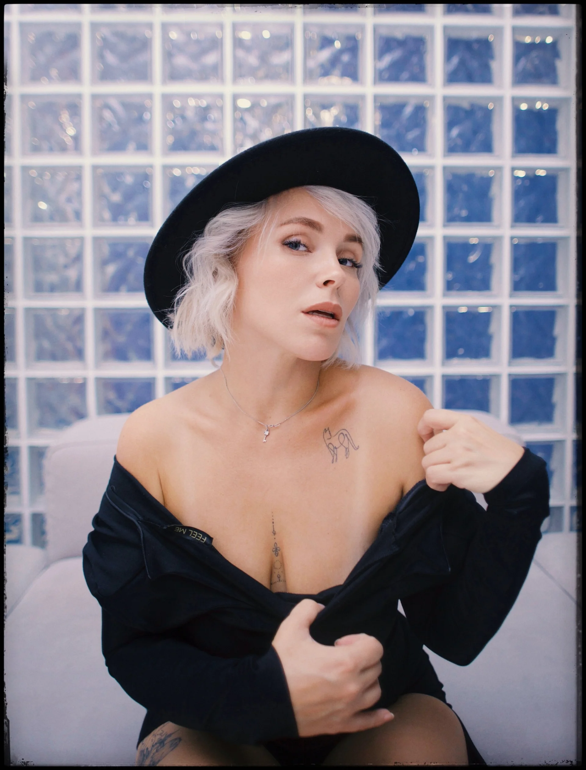 XXX Porn Photo of Nude Charming_Daphny 3