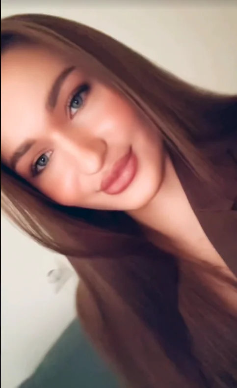 XXX Porn Photo of Nude HallieHollo 3