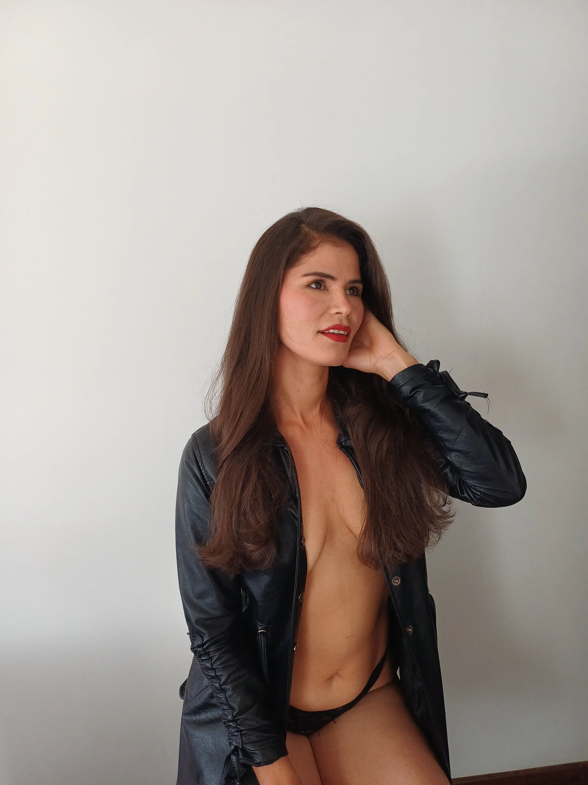 XXX Porn Photo of Nude RosseeHoney 1