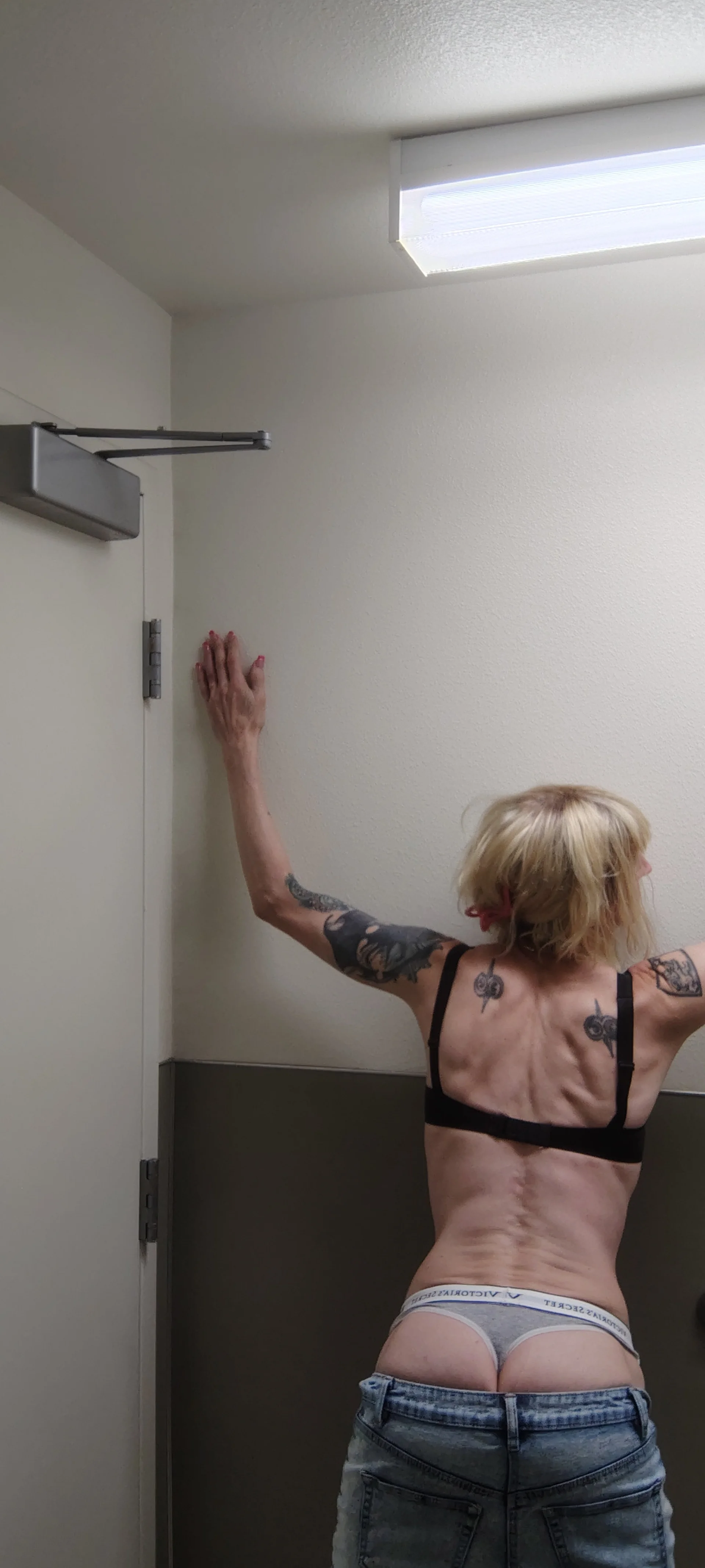 XXX Porn Photo of Nude BirdmanJR11th 247
