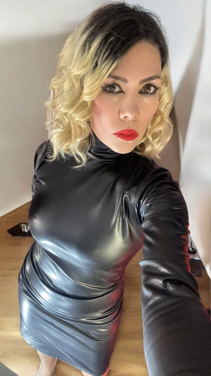 XXX Porn Photo of Nude MistressAndre 198