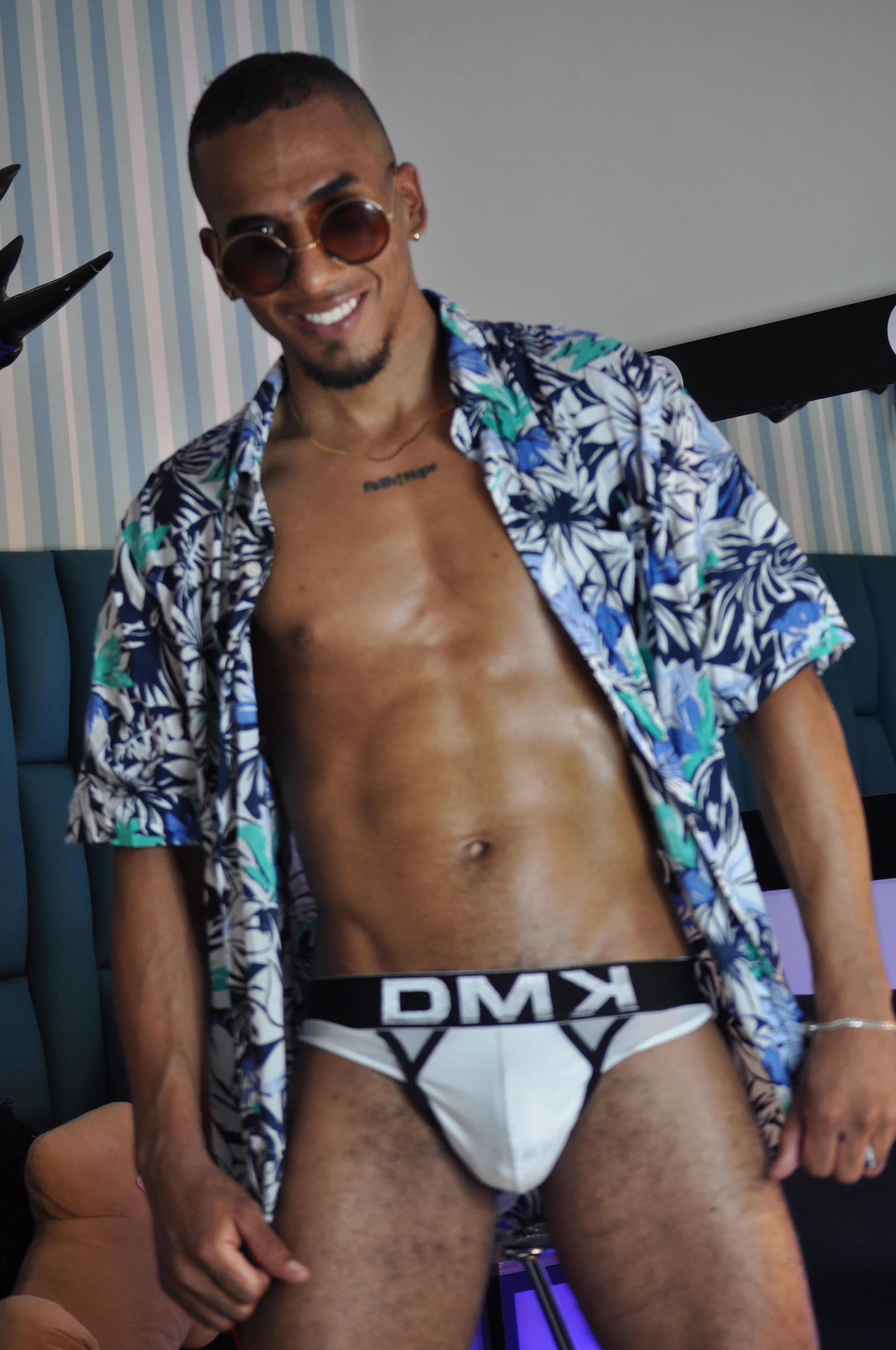 XXX Porn Photo of Nude _ThomasBoy_ 15