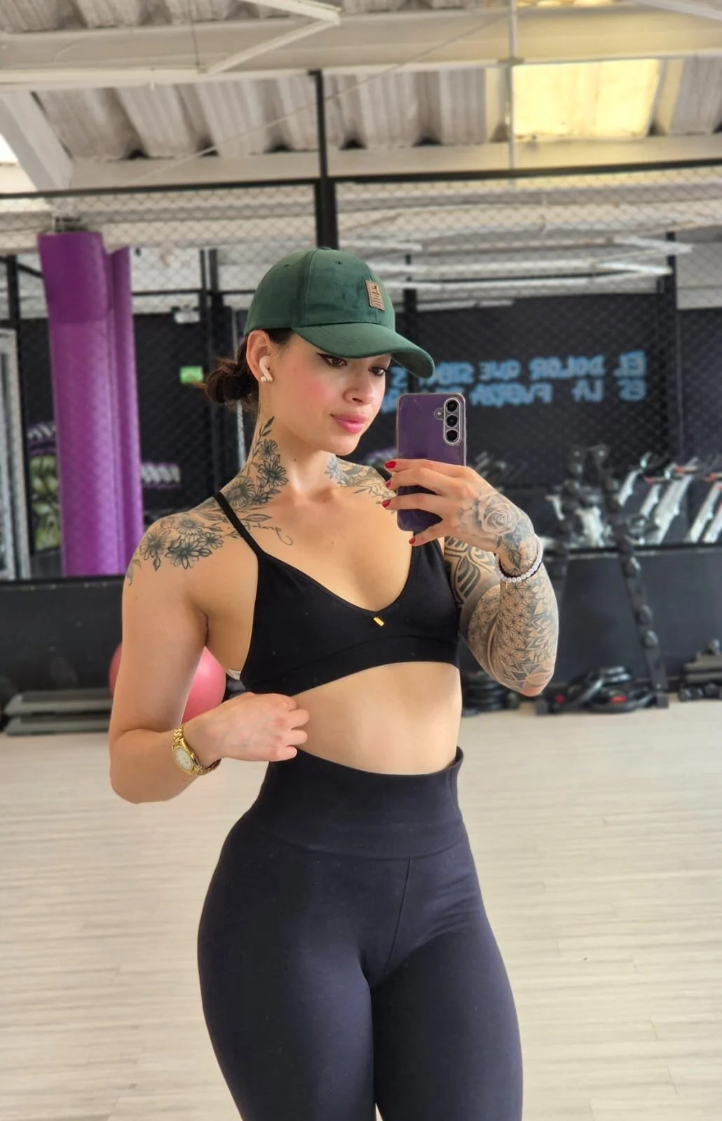 XXX Porn Photo of Nude JuneCollins 85