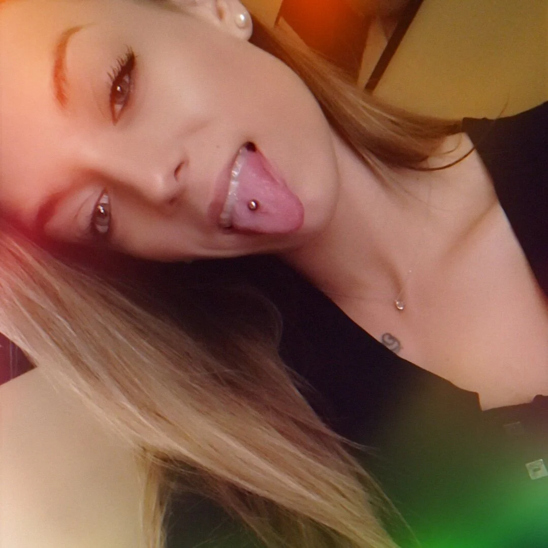 XXX Porn Photo of Nude Nikiita_X 4