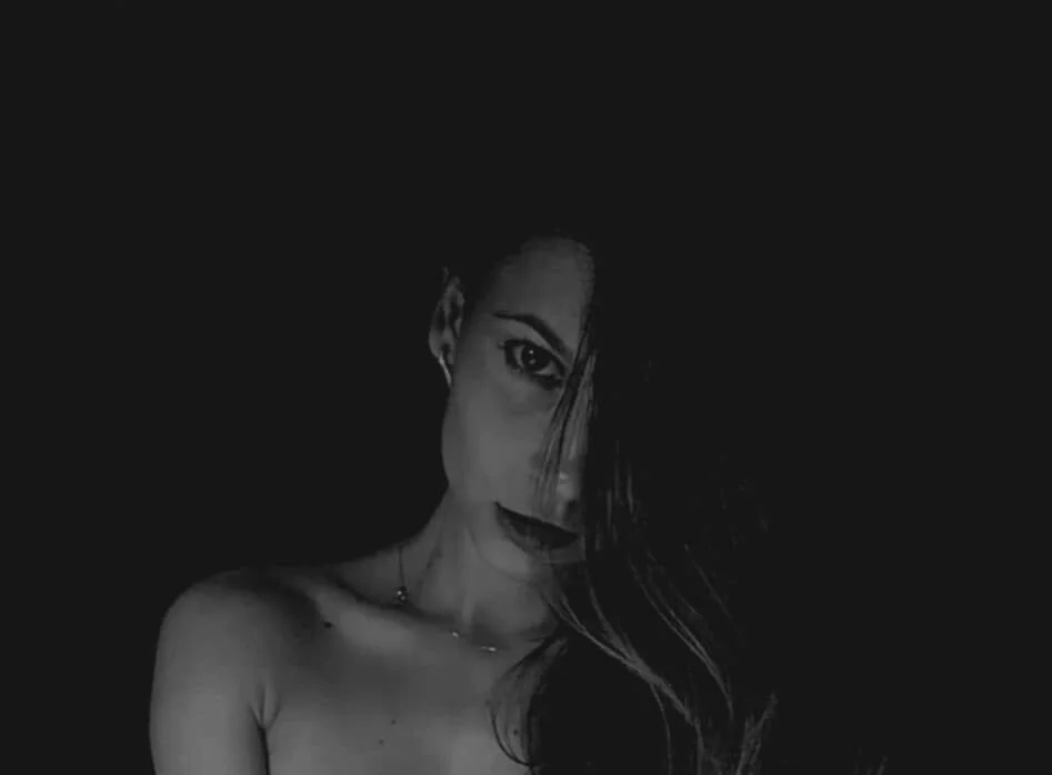 XXX Porn Photo of Nude Sellena_love 10