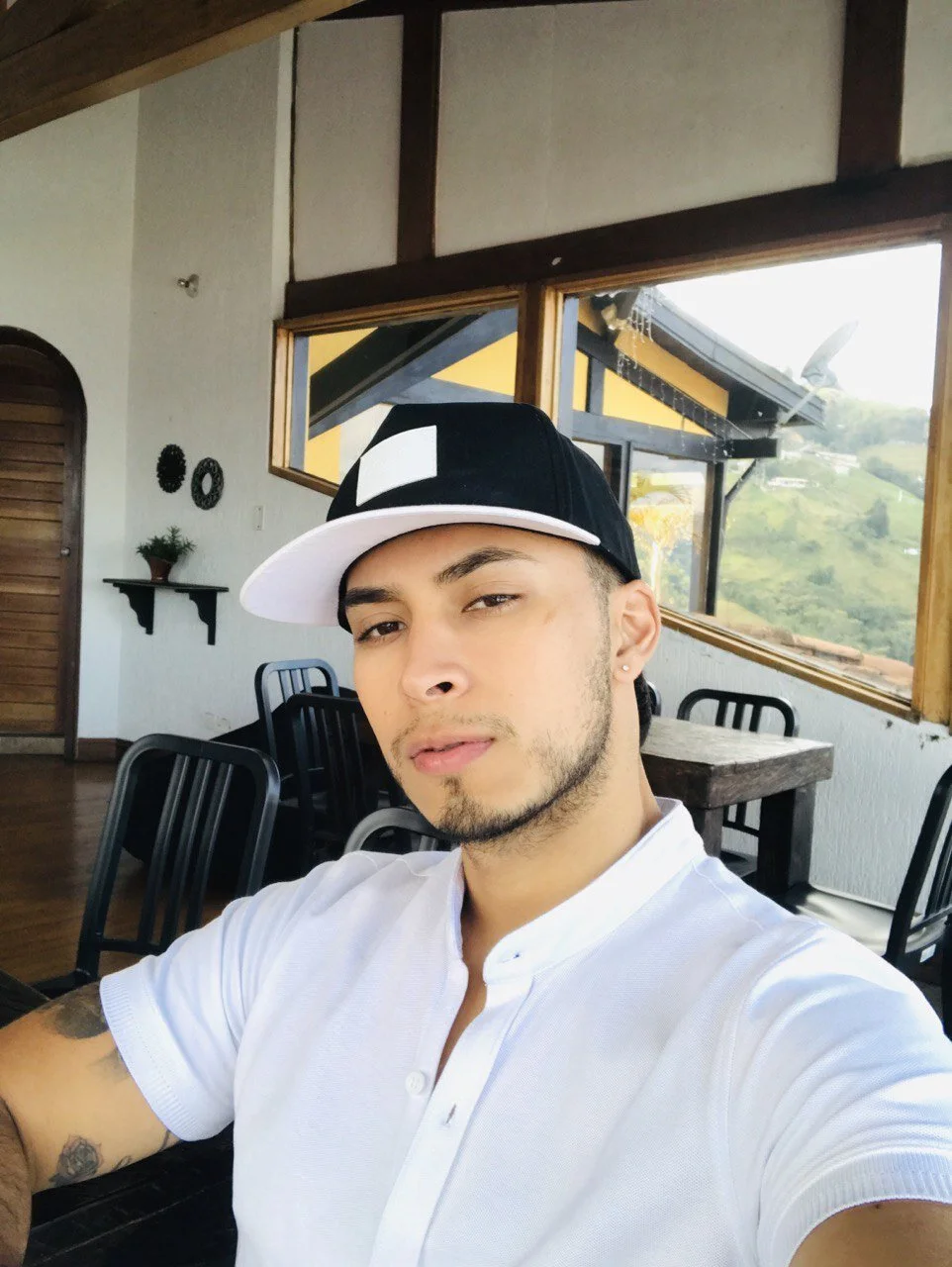 XXX Porn Photo of Nude Brandonflex 7