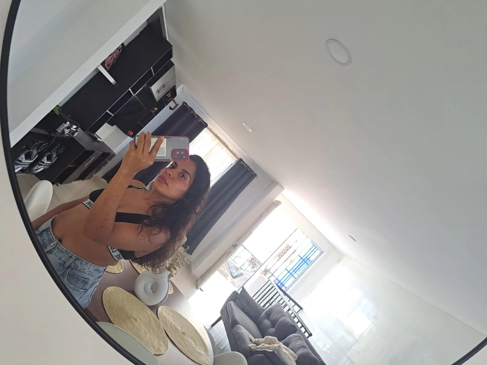 XXX Porn Photo of Nude KissMeSara 3