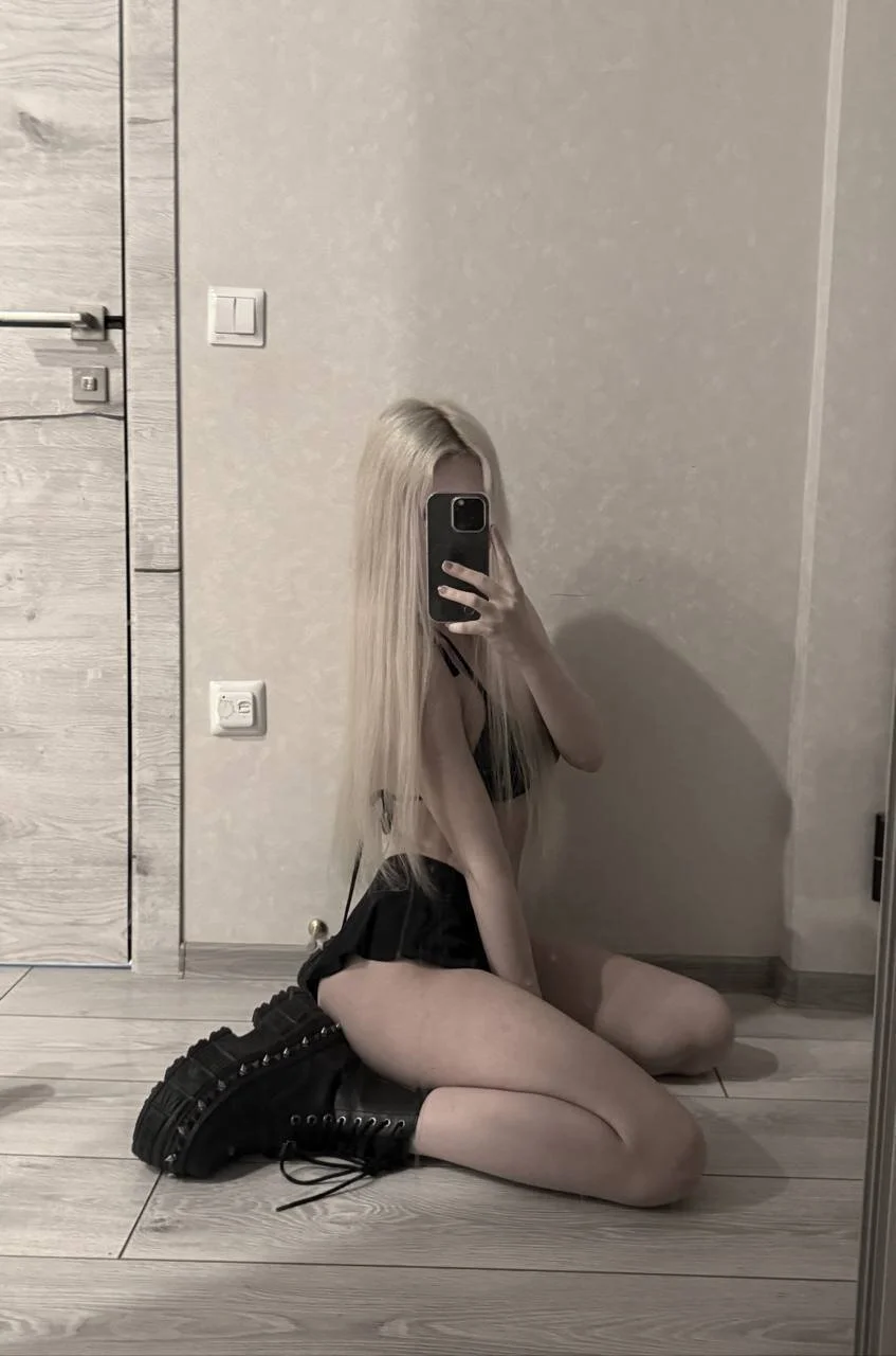 XXX Porn Photo of Nude mila_parker6 3