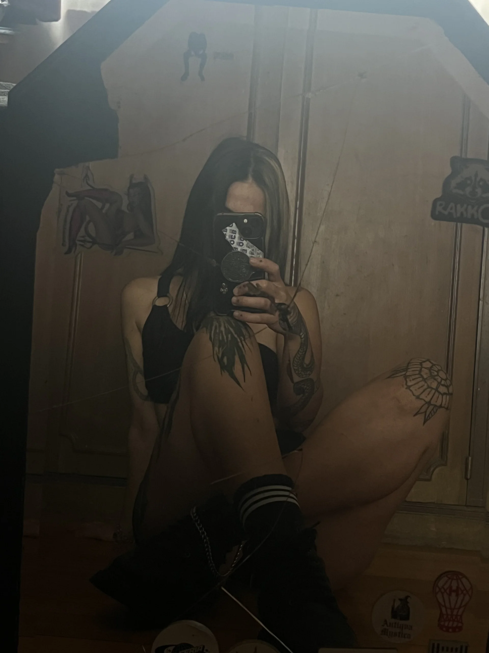 XXX Porn Photo of Nude StonerWitch6 5