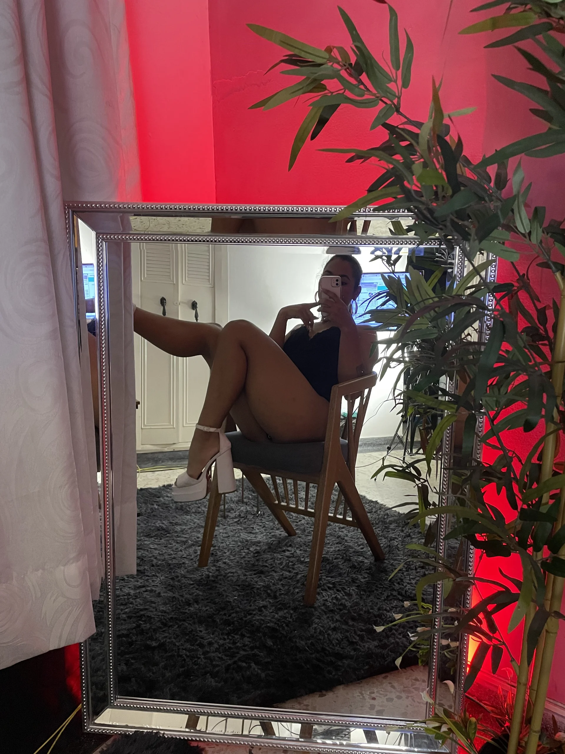 XXX Porn Photo of Nude Alissemasiel 34