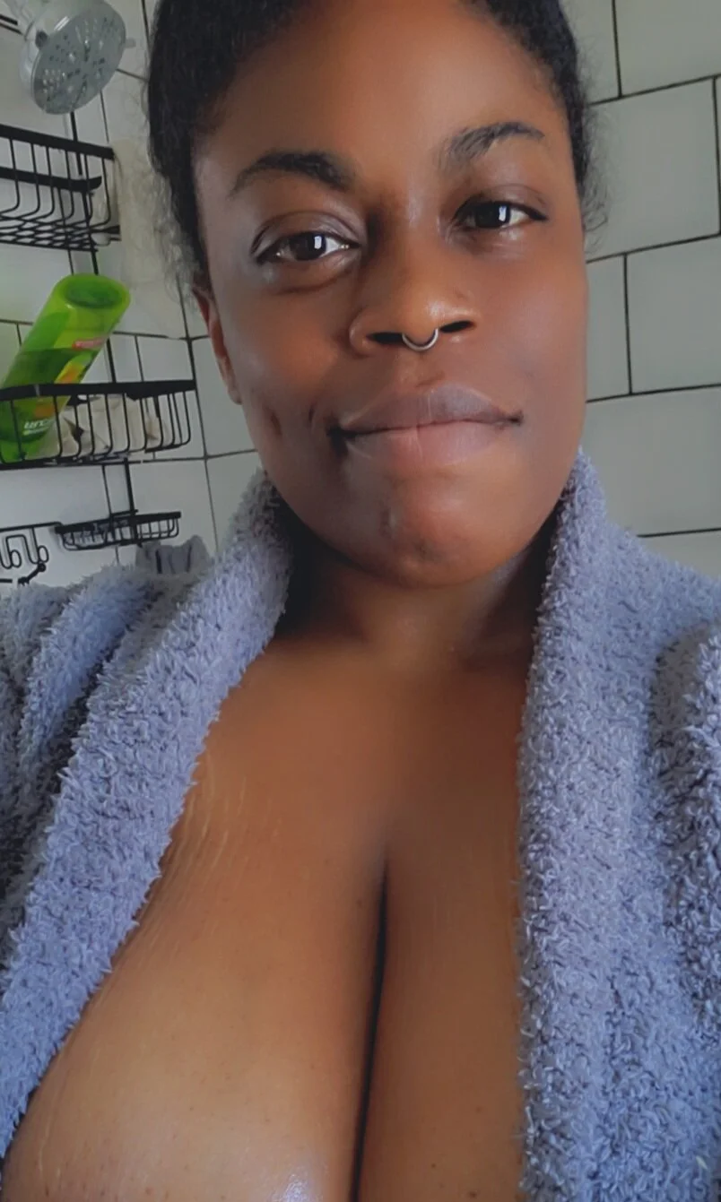 XXX Porn Photo of Nude ColorMePink 23
