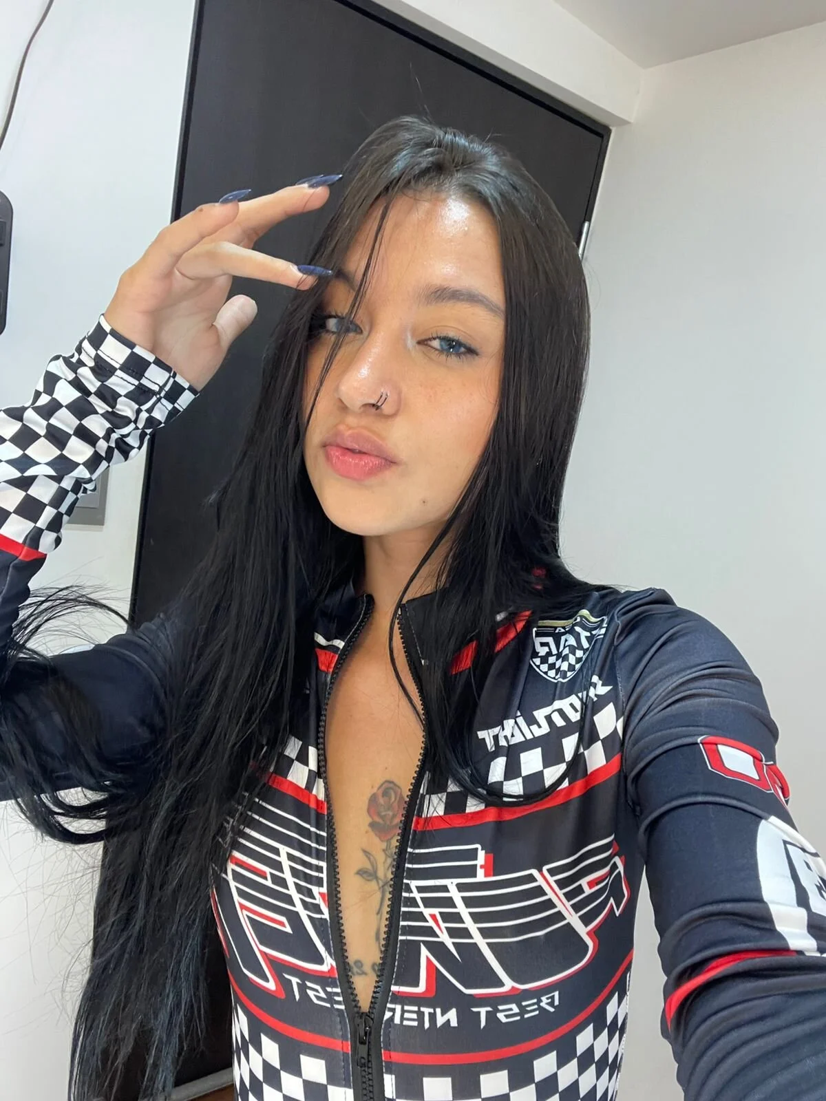 XXX Porn Photo of Nude Chel_Hilton 18