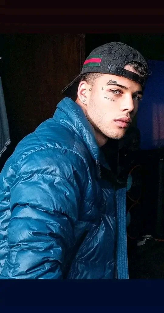 XXX Porn Photo of Nude Emilio_Balti 1