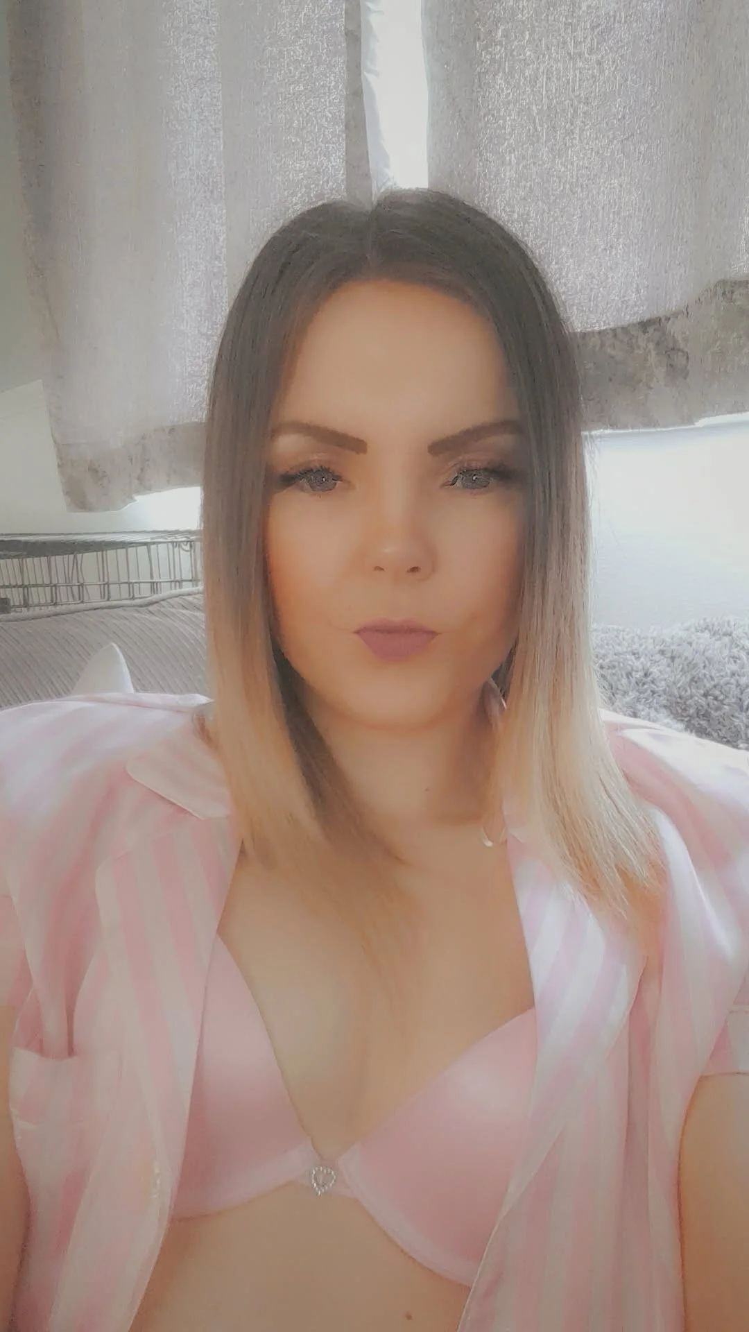 XXX Porn Photo of Nude SexyLoLoUK 7