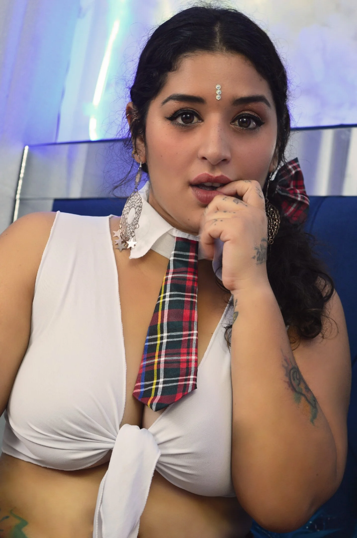 XXX Porn Photo of Nude sophiaamethystt 24